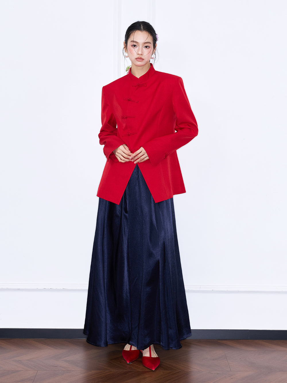 MUKZIN“Capsule Collection”Chinese Style Mandarin Collar Frog Button Asymmetrical Blazer