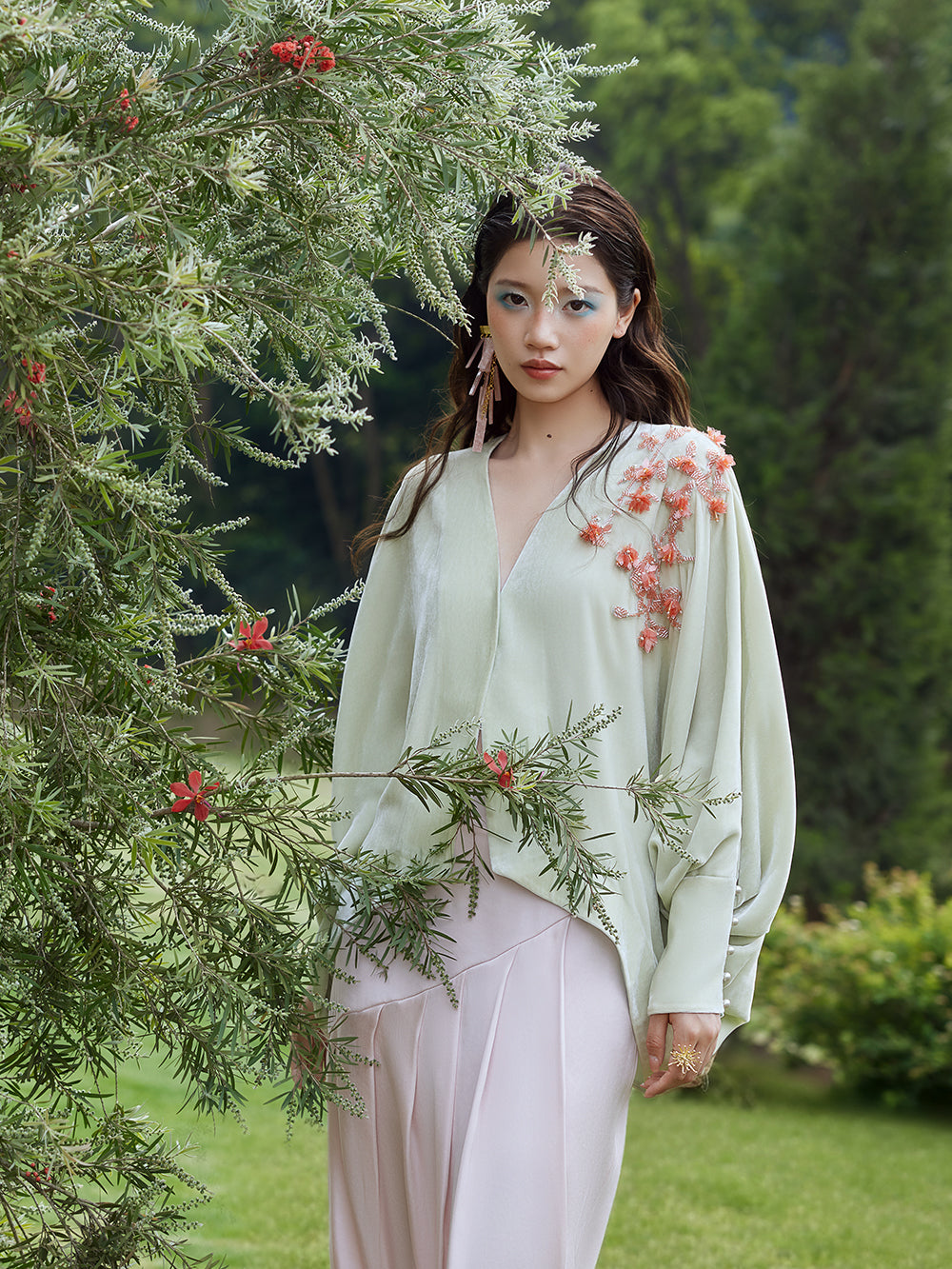 MUKZIN×Capsule Collection New Chinese-Style Silk Stand Collar Jacket with Tassels – Green