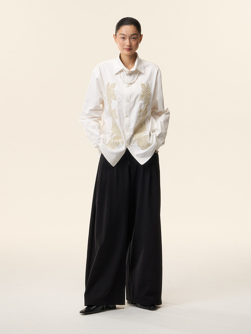 MUKTANK×LOUMUTAKU Beaded Embroidery Camellia Shirt