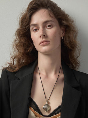 MUKTANK×SUN HUNTER Iris Carved Flask Adjustable Slider Necklace