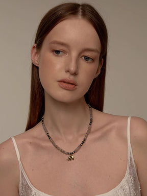 MUKTANK×SUN HUNTER Black and White Agate Little Elephant Necklace