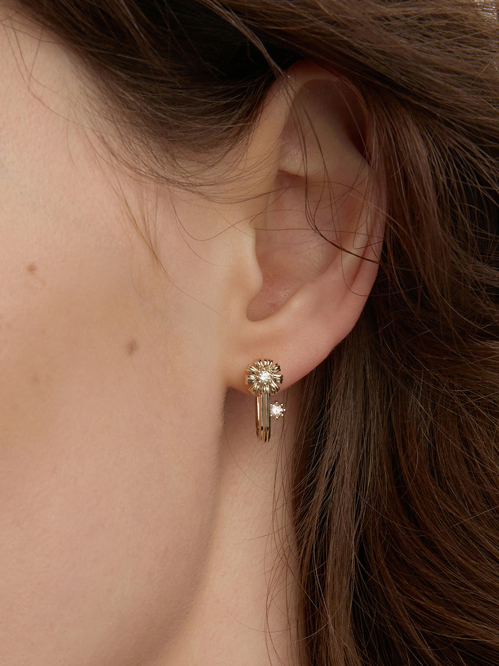 MUKTANK×SUN HUNTER Garden daisy single stud earring