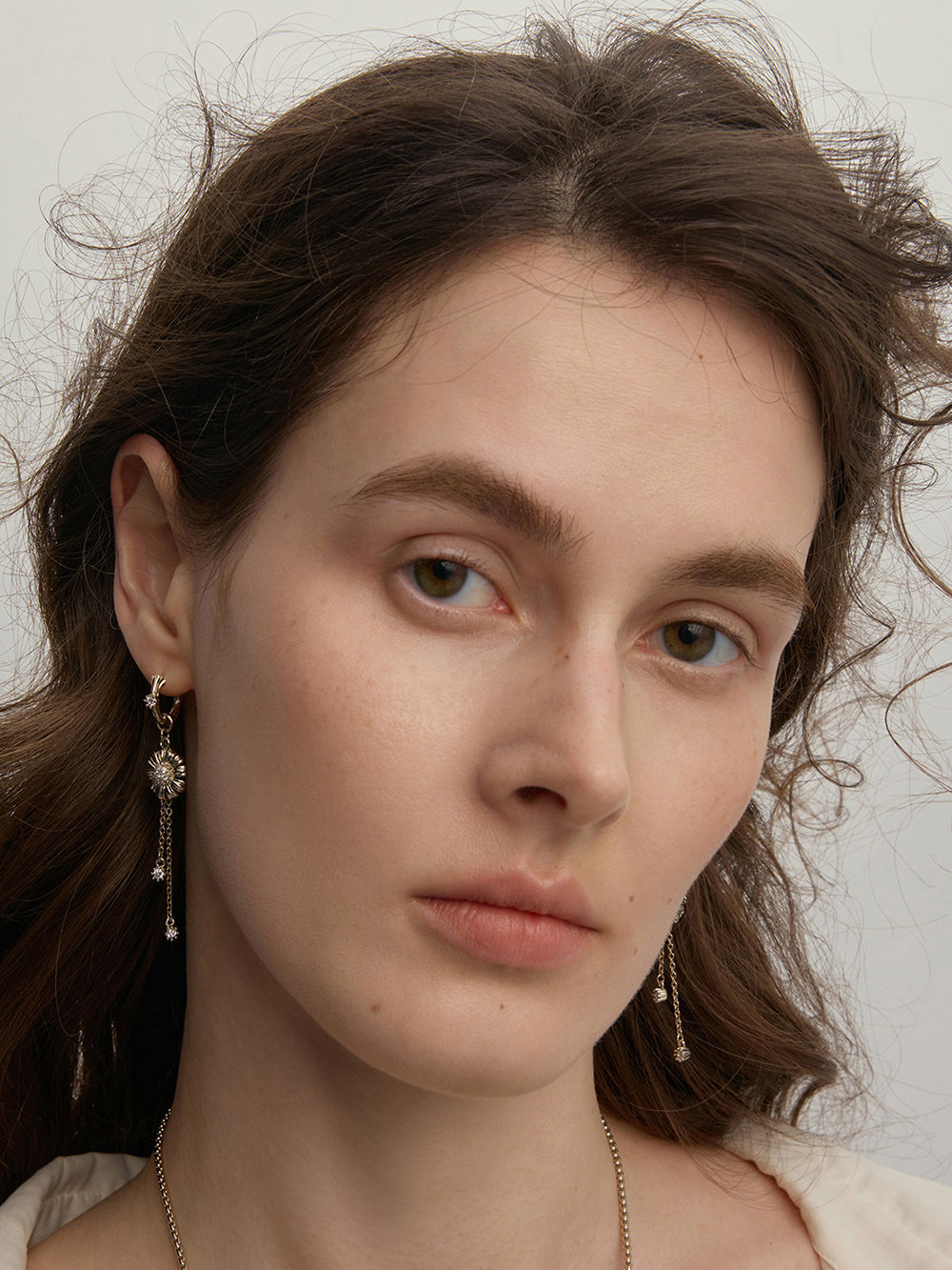 MUKTANK×SUN HUNTER Garden daisy tassel earrings