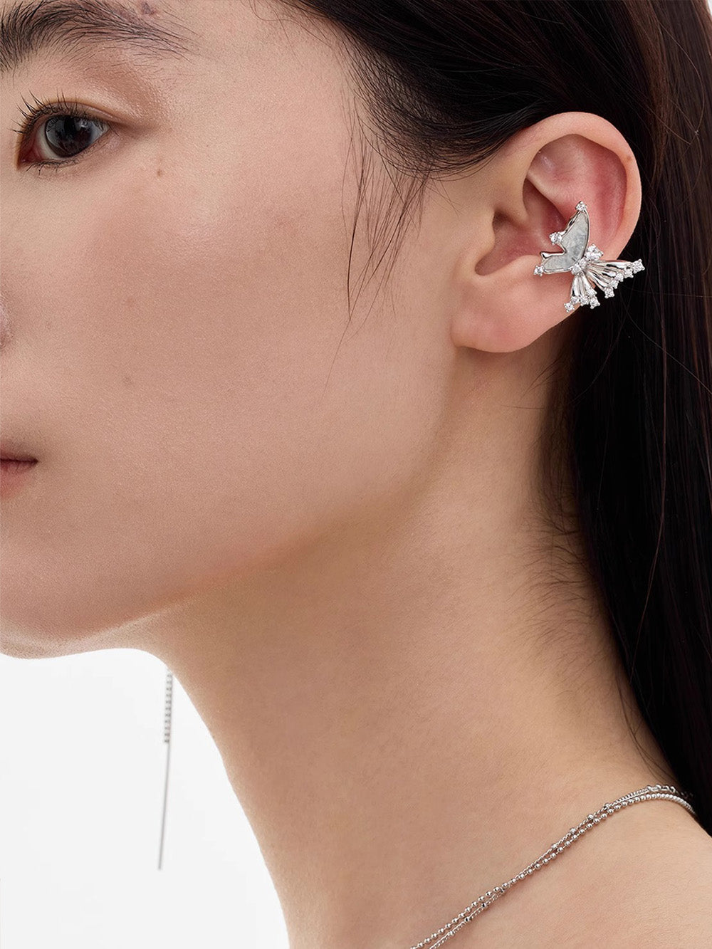 MUKTANK x SUN HUNTER Crystal Butterfly AB Ear Cuff