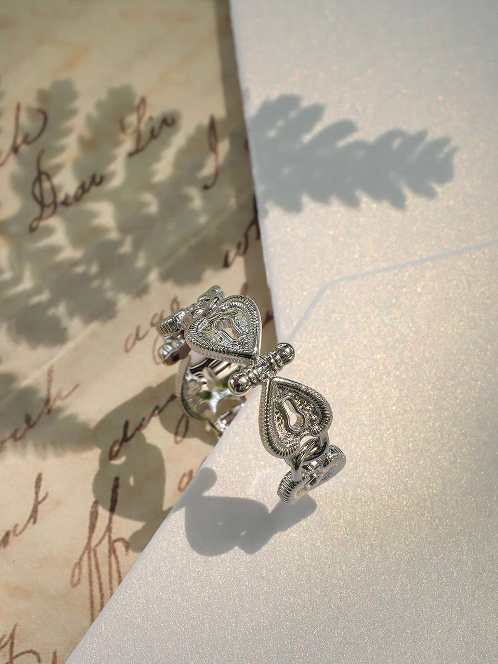 MUKTANK×SUN HUNTER Lace heart double-lock ring