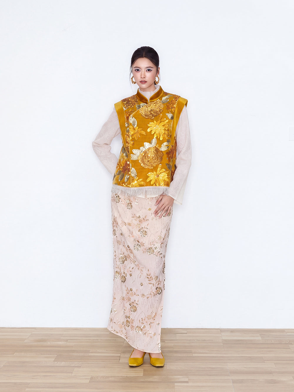 MUKZIN×Capsule Collection New Chinese-Style Floral Print Silk Velvet Stand Collar Vest – Orange