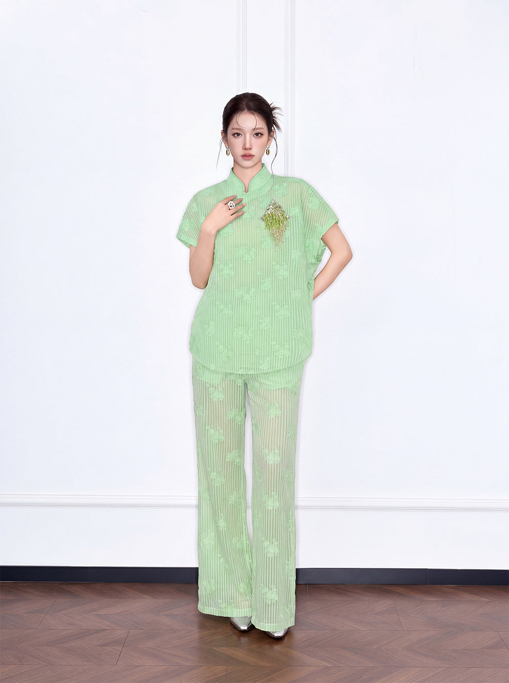 MUKZIN×Capsule Collection Modern Chinese Shirt Set with ICH Hami Hand Embroidery