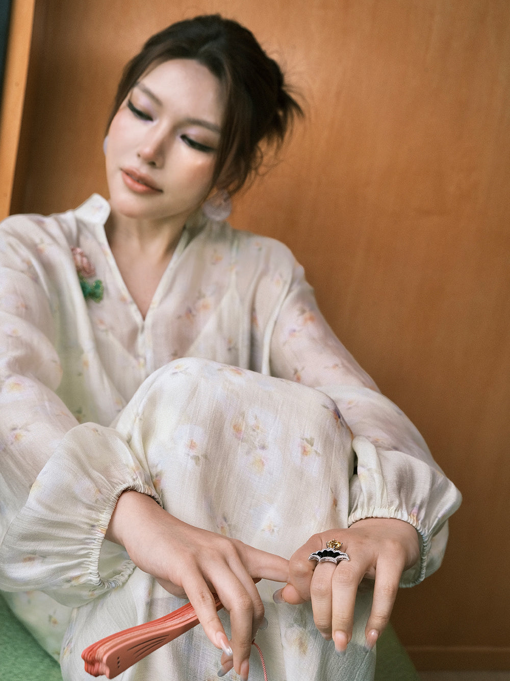 MUKZIN×Capsule Collection New Chinese-style intangible cultural heritage Hami hand-embroidered dress