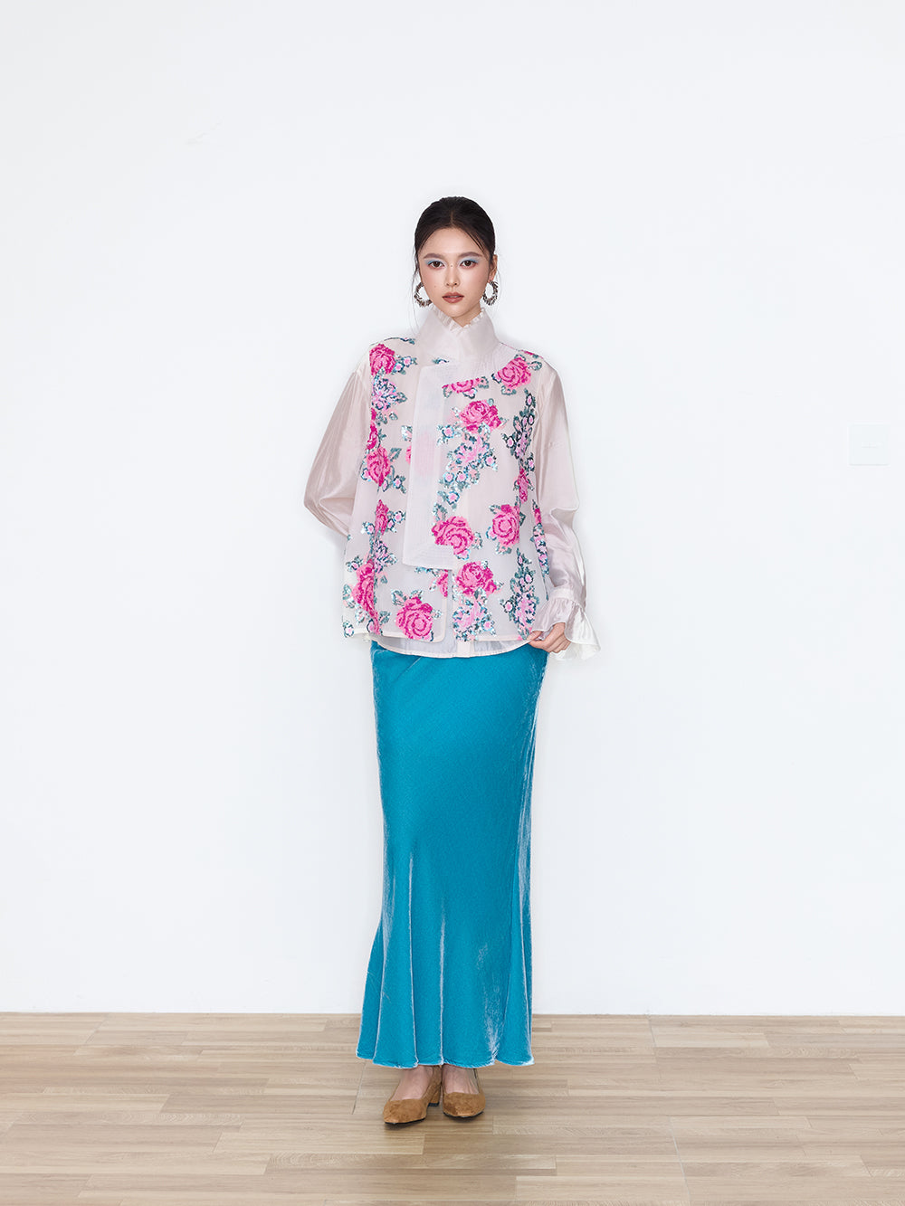 MUKZIN×Flourishing Vintage Rose‑Print Mandarin Collar Vest