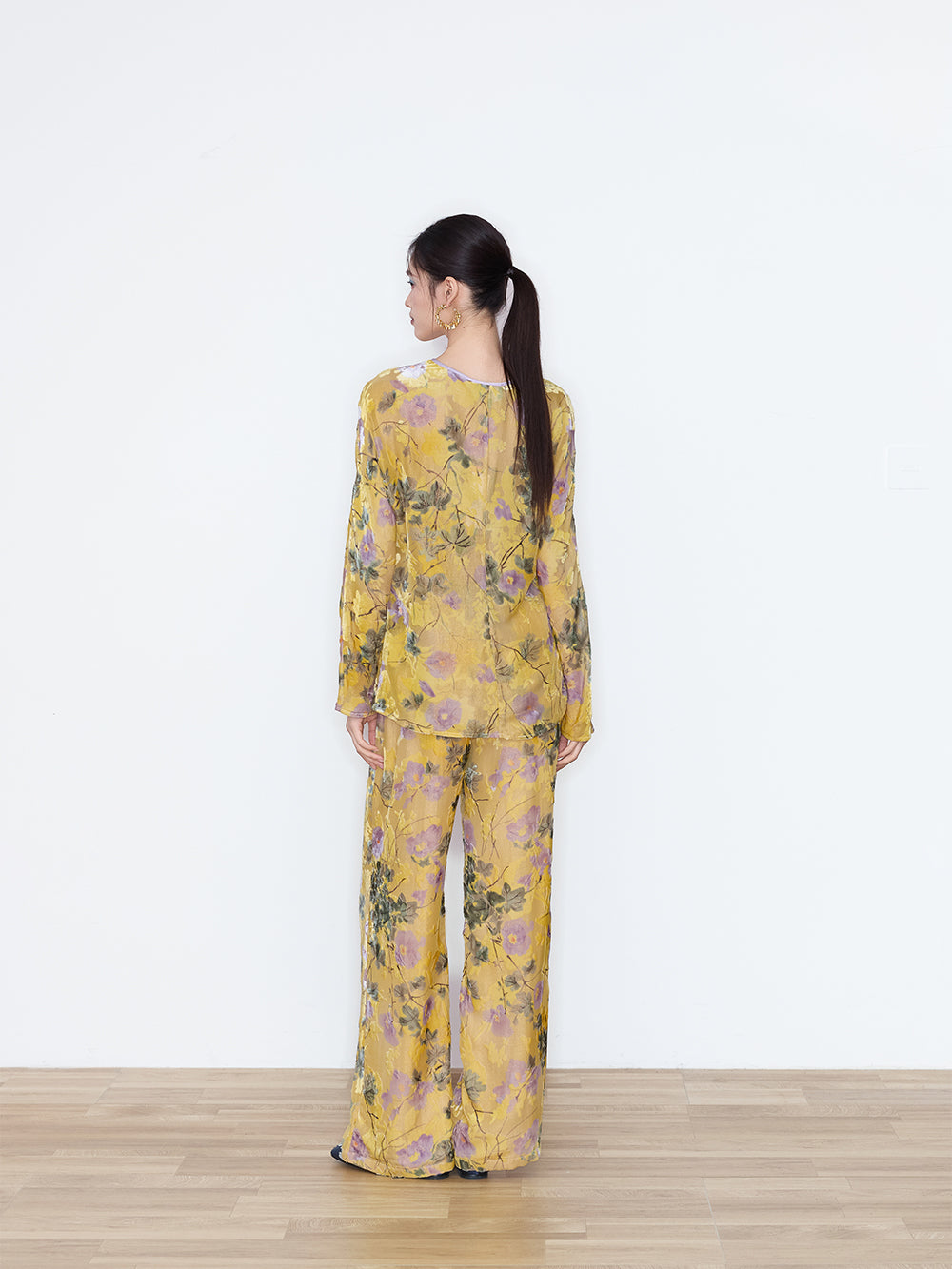 MUKZIN×Capsule Collection New Chinese-Style Embroidered Silk Trouser Set