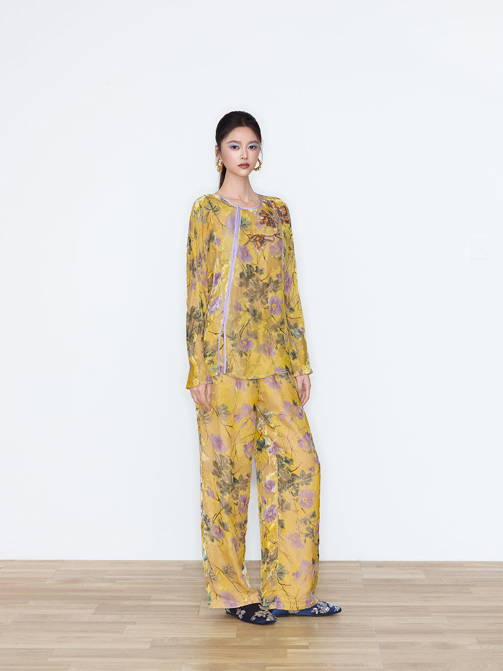MUKZIN×Capsule Collection New Chinese-Style Embroidered Silk Trouser Set