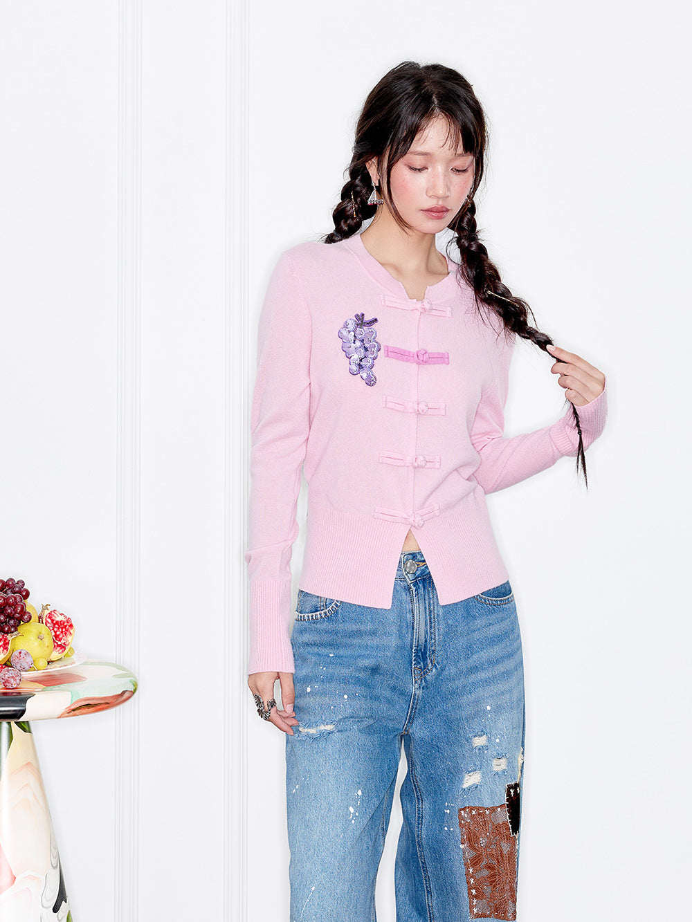 MUKZIN“Capsule Collection”Elegant Color - Blocked Fruit Embroidery Fake Two - Piece Sweatshirt (Copy)