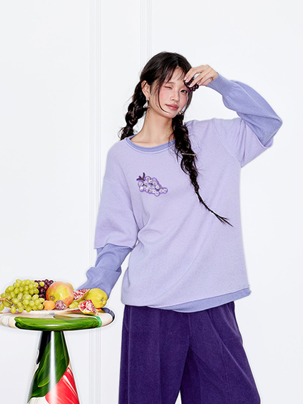 MUKZIN“Capsule Collection”Elegant Color - Blocked Fruit Embroidery Fake Two - Piece Sweatshirt