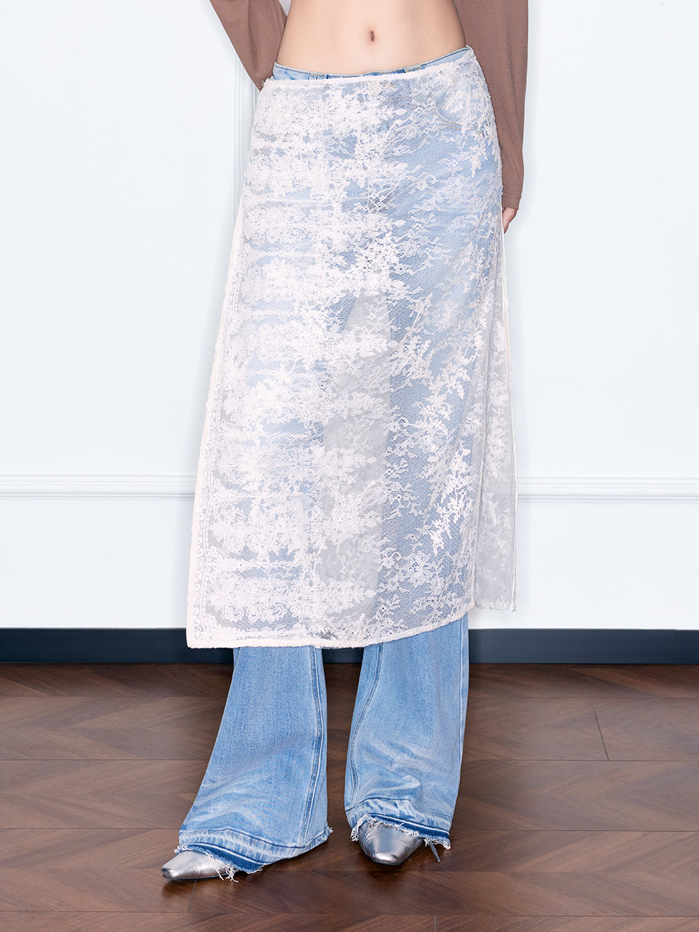 MUKZIN“Night Ballad of Chang'an”Women's Floral Lace Overlay Flare Jeans Beaded High Waist Denim Pants