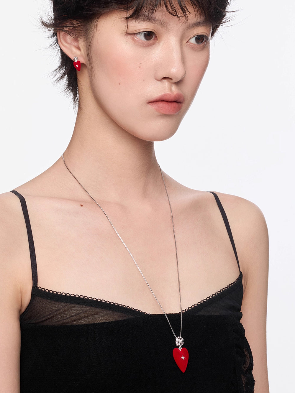 MUKTANK×SUN HUNTER Medium-Sized Velvet Heart Adjustable Slider Necklace