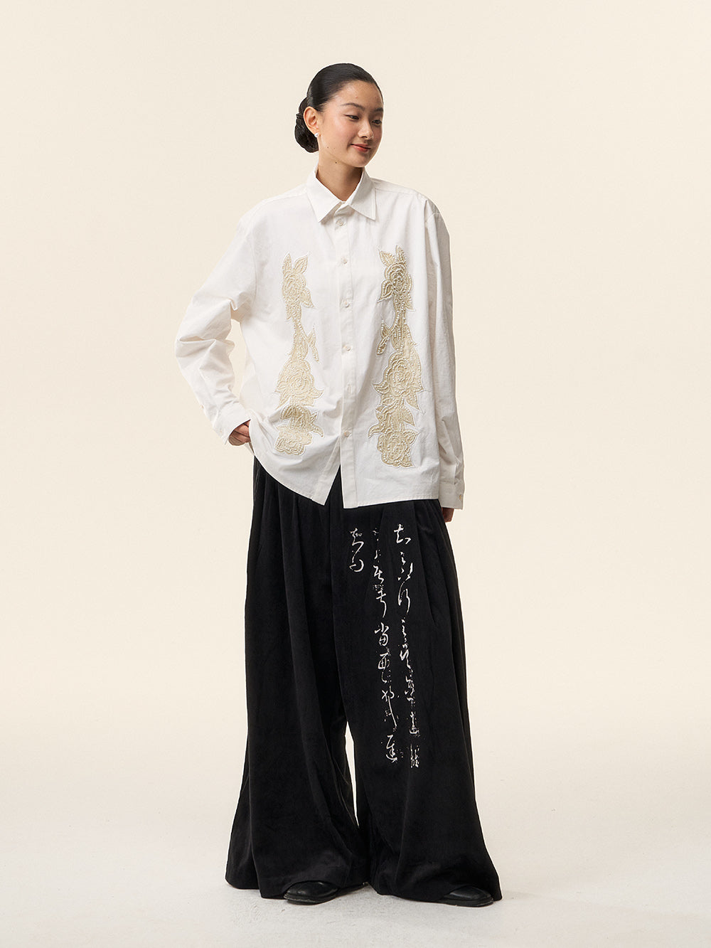 MUKTANK×LOUMUTAKU Beaded Embroidery Camellia Shirt