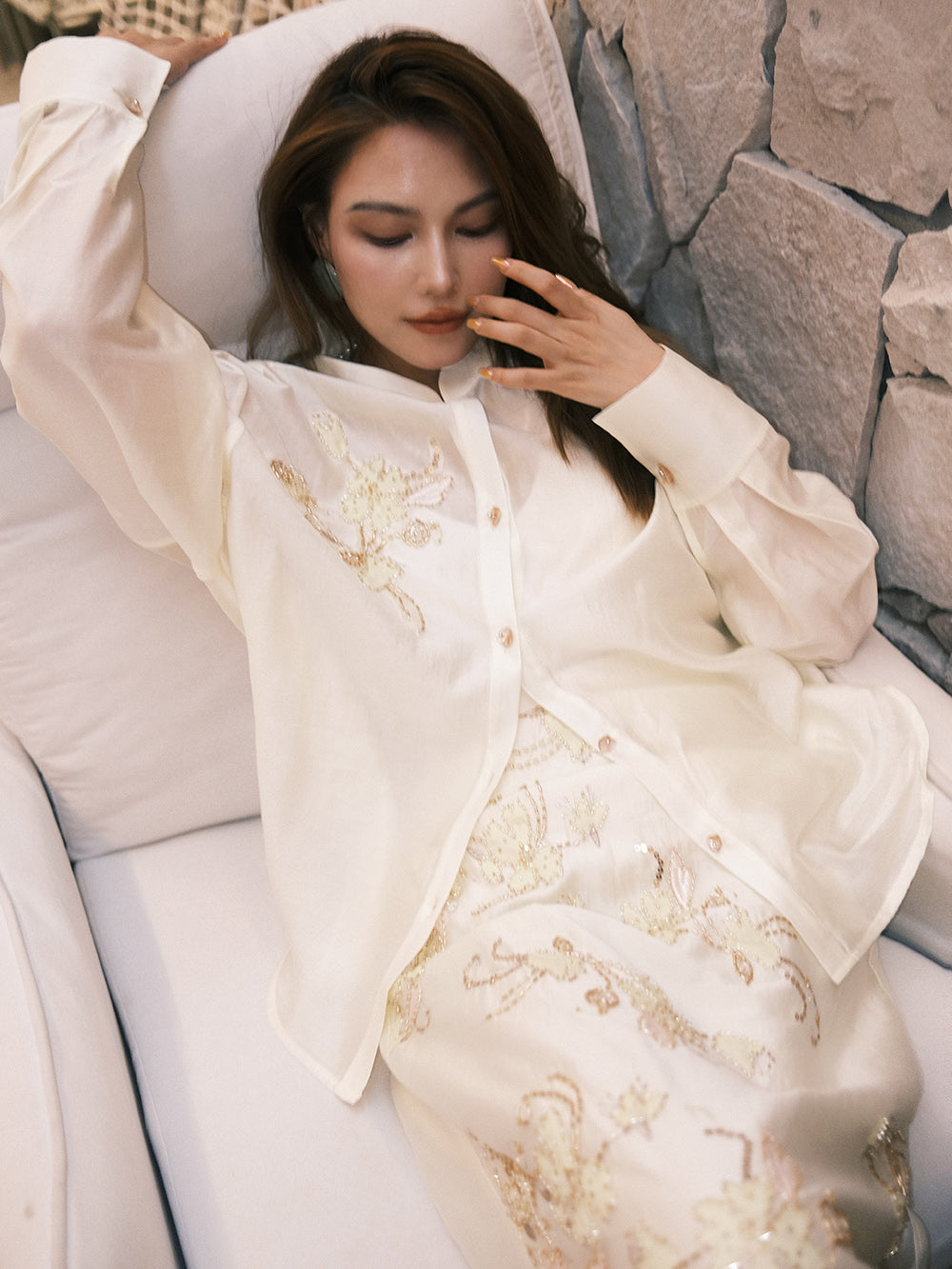 MUKZIN“Capsule Collection”Chinese-style Stand-up Collar Beige Embroidered Loose Silk Shirt