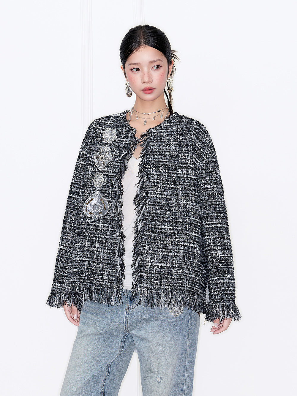 MUKZIN“Capsule Collection”Black & White Tweed Fringe Cardigan with Retro Diamond Embellishments (Chanel-Style Jacket)
