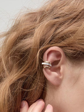 MUKTANK×SUN HUNTER Mother-of-Pearl Iris Four-Ring Ear Cuff