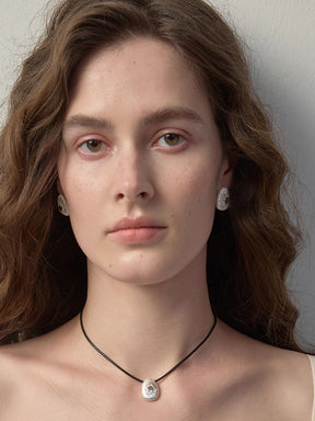 MUKTANK×SUN HUNTER Oval Brushed Stud Earrings