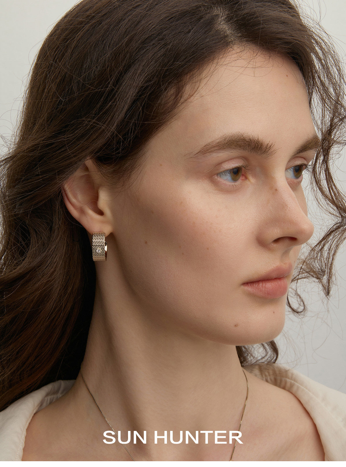 MUKTANK×SUN HUNTER Garden Beaded Single Diamond Earrings (Light Titanium Gold)