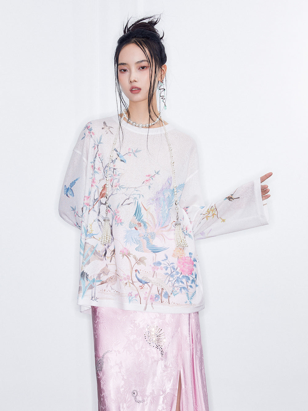 MUKZIN  SpringPrelude "Dotting Spring Branches" Loose Round - neck Chinese - style Printed Knitted Long - sleeve Shirt