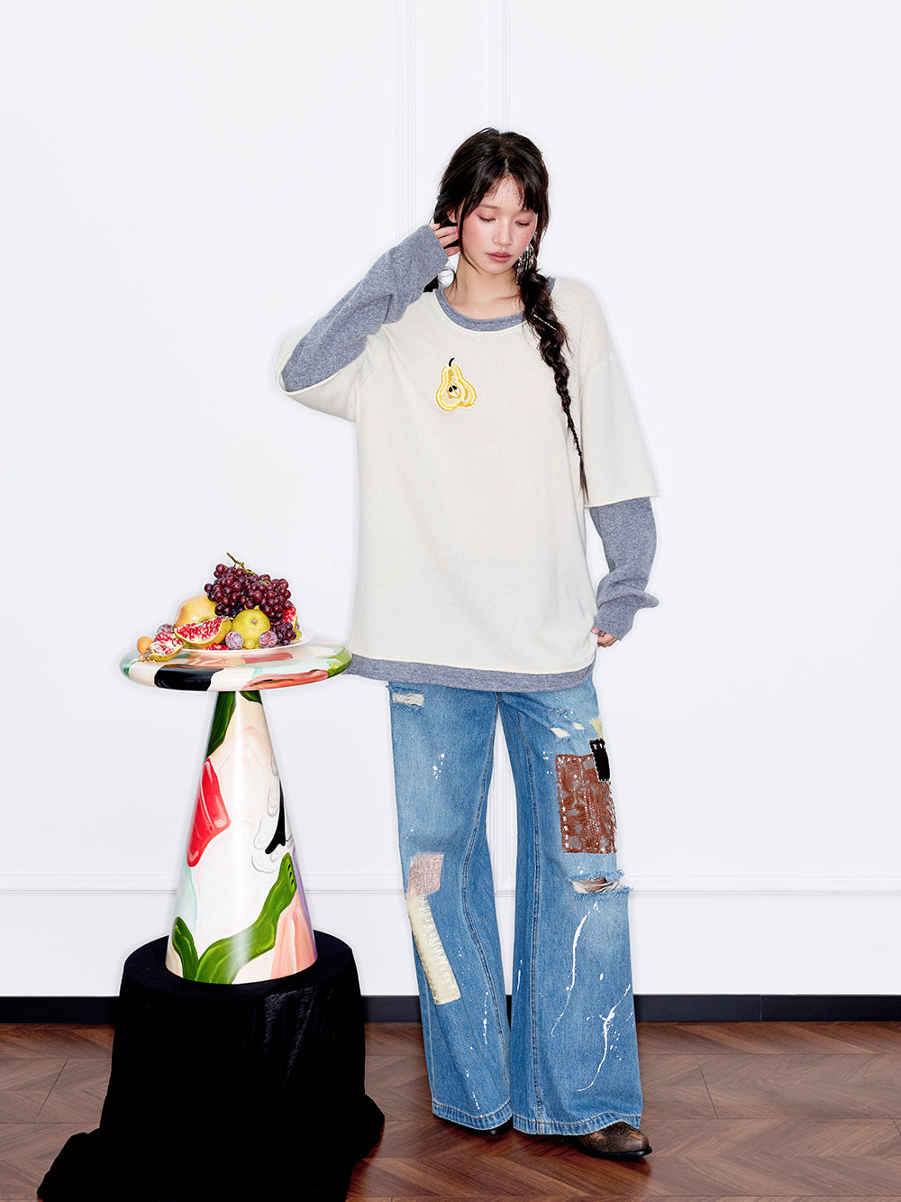 MUKZIN“Capsule Collection”Elegant Color - Blocked Fruit Embroidery Fake Two - Piece Sweatshirt