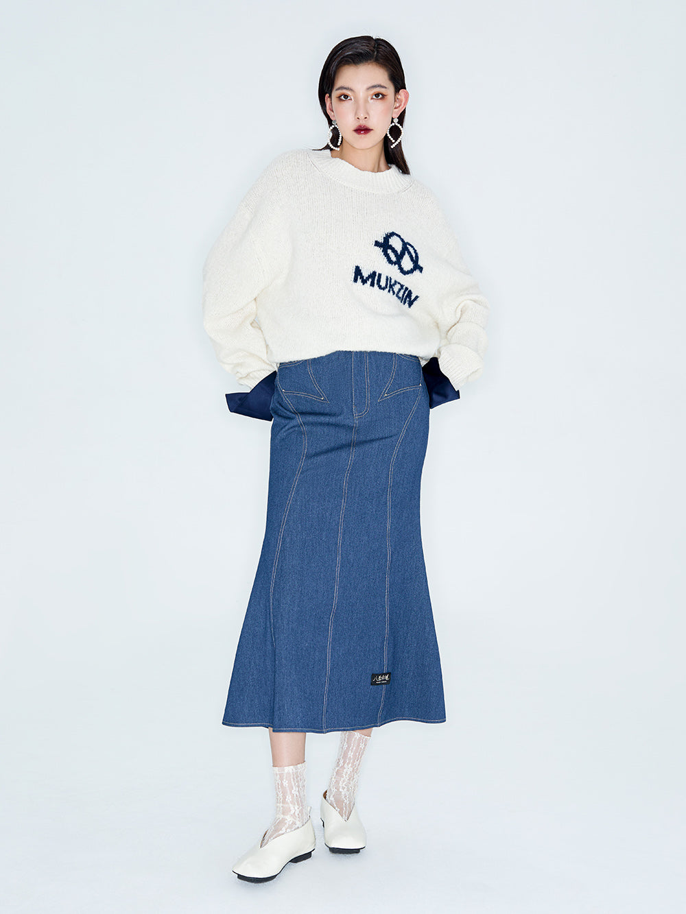 MUKZIN Linglong "Bafang Linglong" detachable Cuffs Crew Neck White Wool Top