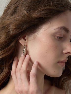 MUKTANK×SUN HUNTER Heart Embossed Ear Cuffs