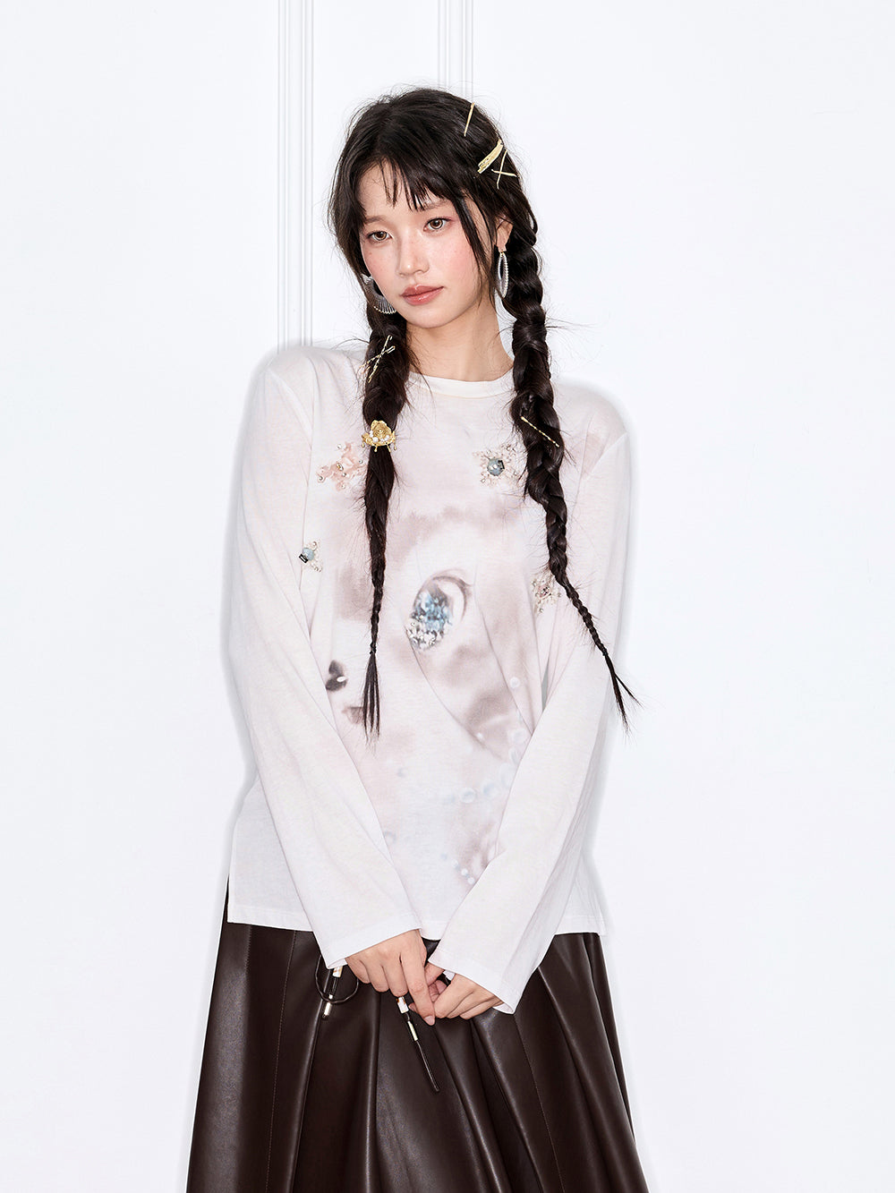 MUKZIN“The Sequence of Deer's Call”White Ink Painting Print Decor Oversized Long-Sleeve Top