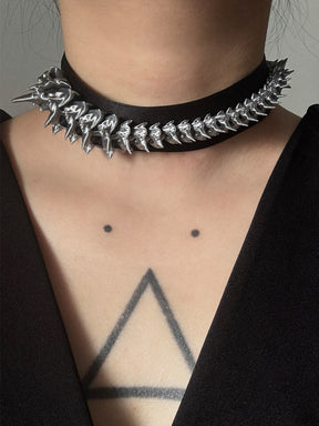 MUKTANK×DARK DREAM  Hand-tied necklace with an arrangement of 3D printed bone flower shapes