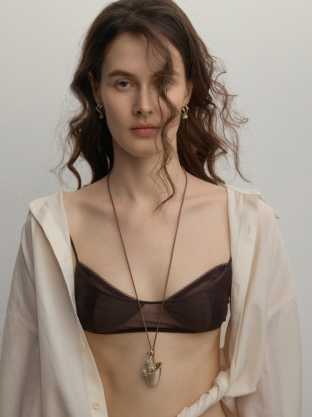 MUKTANK×SUN HUNTER Garden Daisy Flower Basket Pull-Chain Necklace