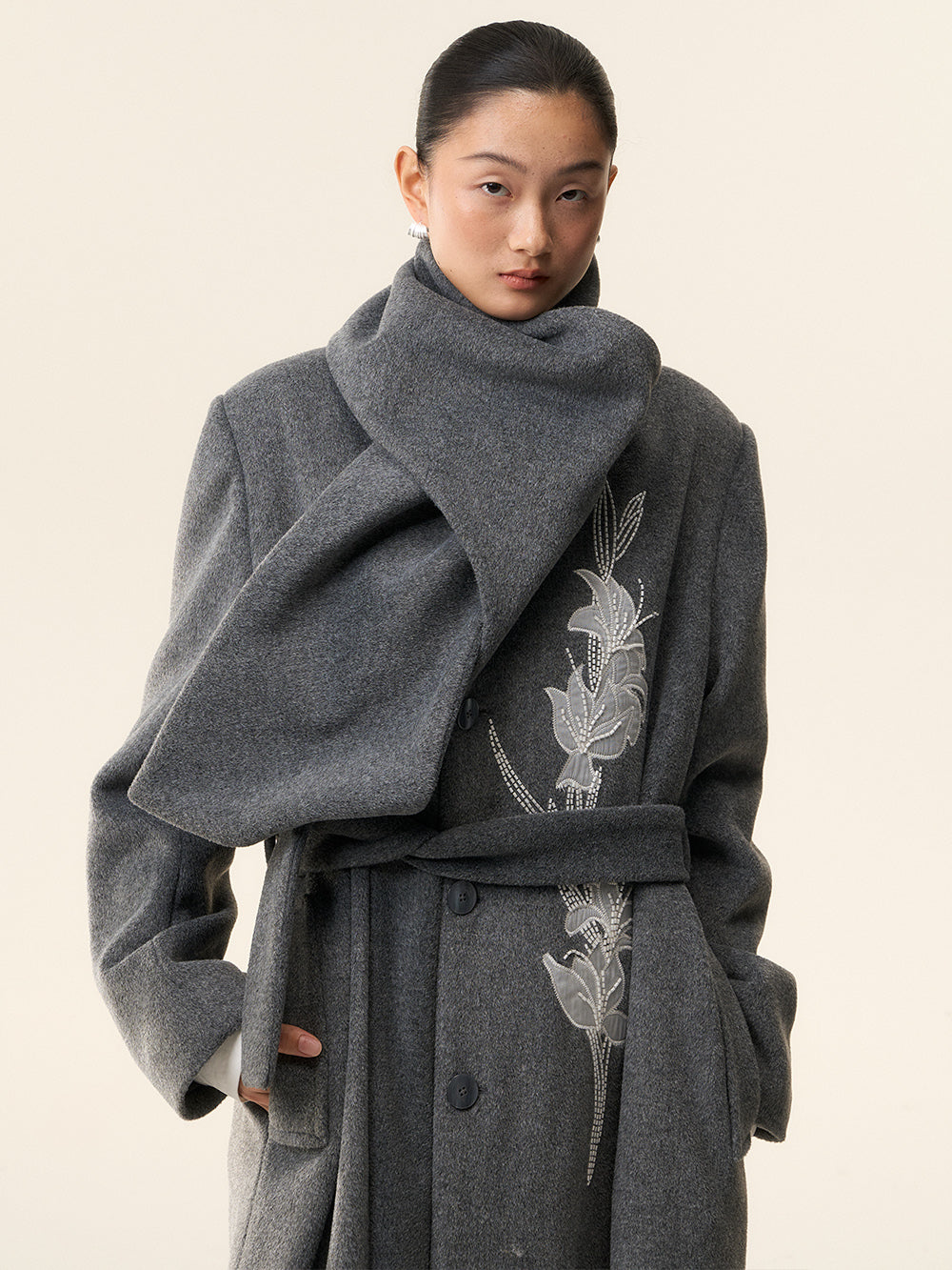 MUKTANK×LOUMUTAKU Gladiolus Beaded Embroidery Scarf Coat