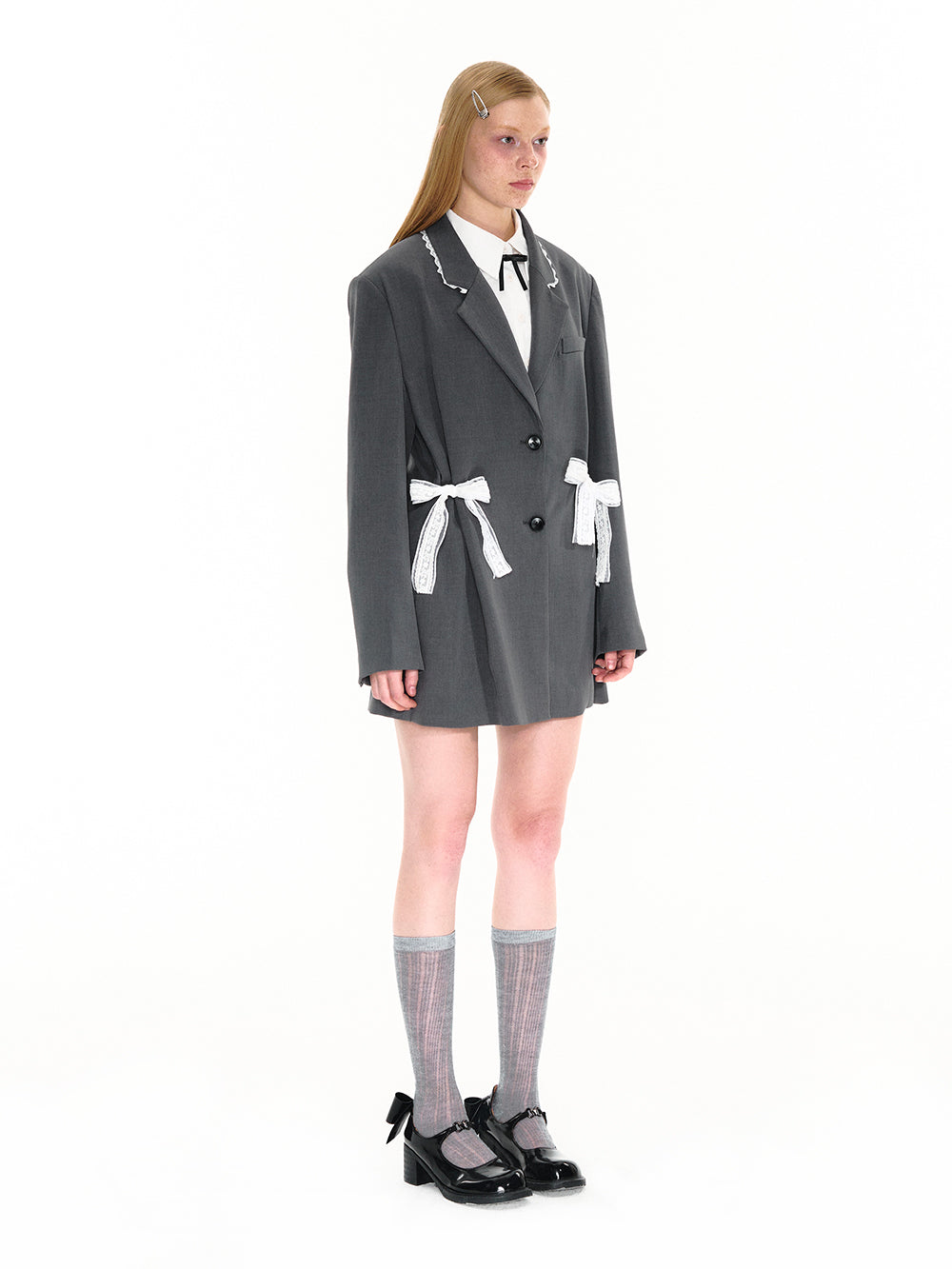 MUKTANK×LOUMUTAKU Lace Bowknot Suit With a Cinched Waist