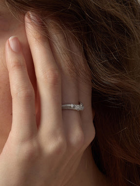 MUKTANK×SUN HUNTER Curved Brushed Diamond-Studded Ring - S925 Silver