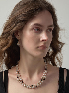 MUKTANK×SUN HUNTER Embossed Iris Faux Pearl Ear Cuffs