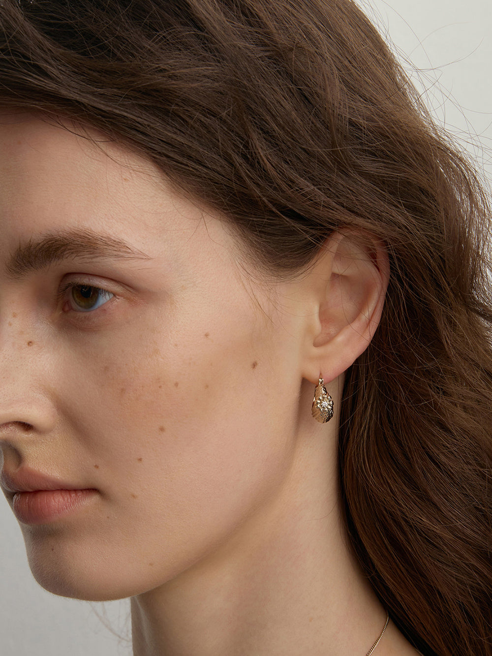 MUKTANK×SUN HUNTER Garden daisy flower basket with ear fasteners