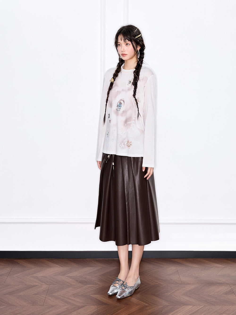 MUKZIN“The Sequence of Deer's Call”White Ink Painting Print Decor Oversized Long-Sleeve Top