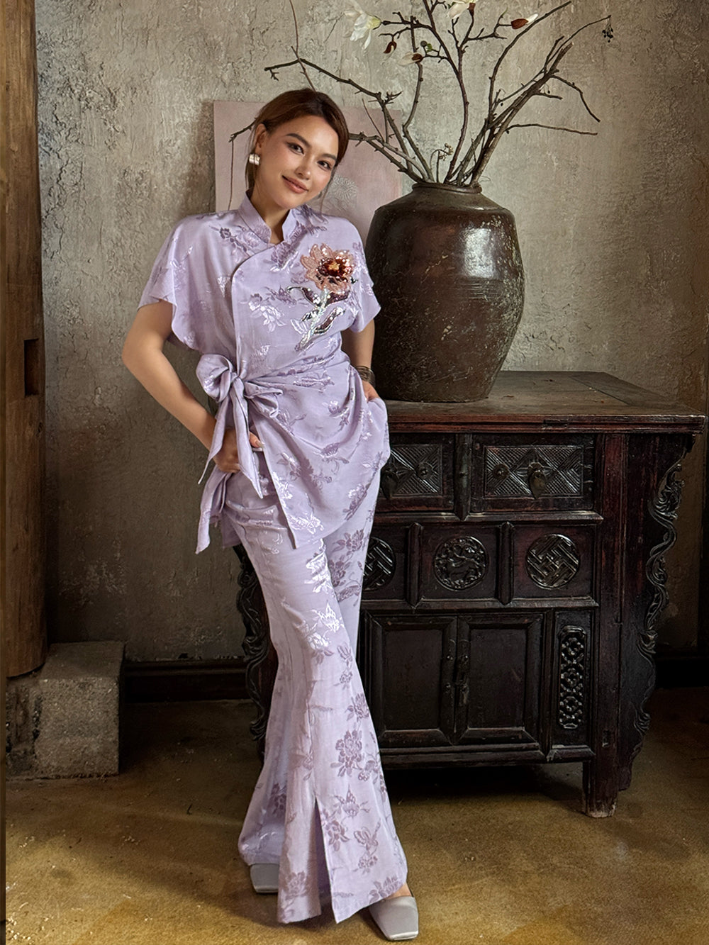 MUKZIN“Capsule Collection”Light Purple Chinese - style Frog Button Floral Embroidered Waist - cinching Top