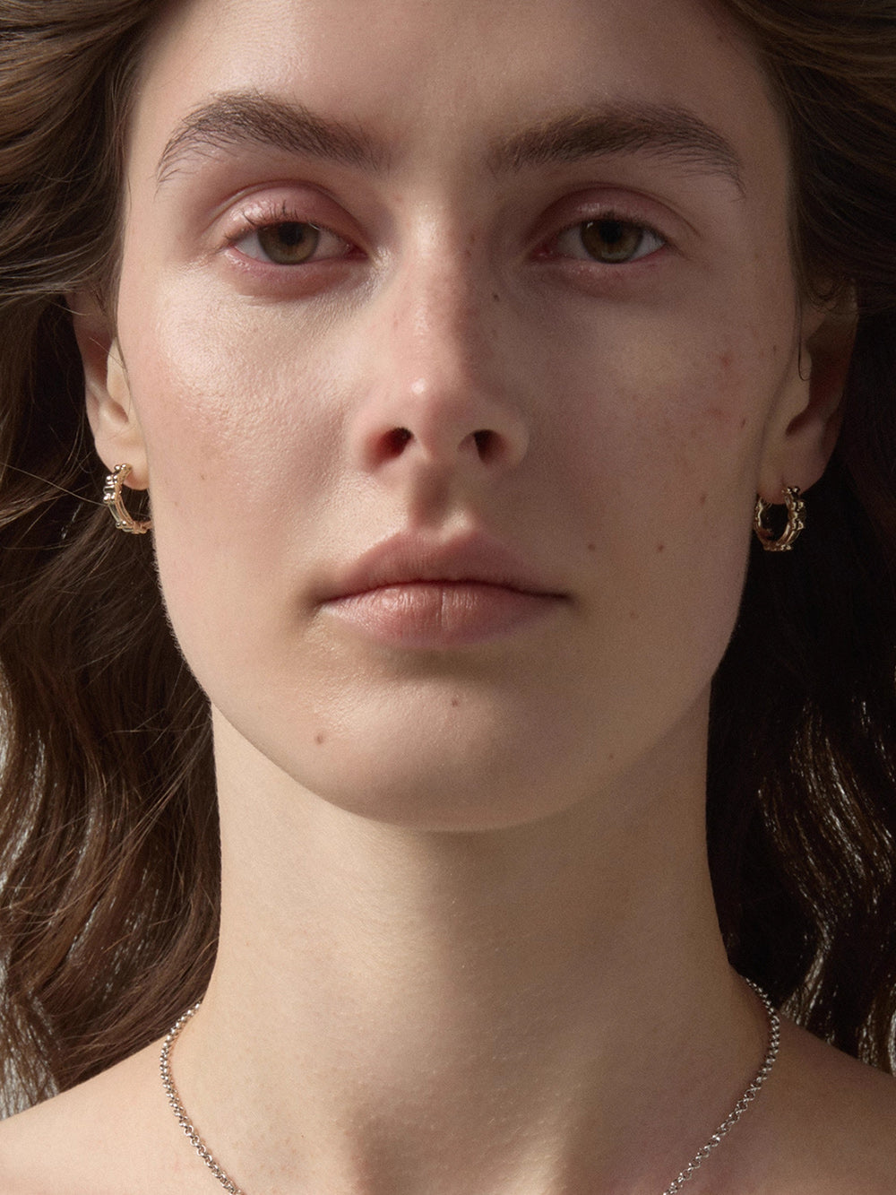 MUKTANK×SUN HUNTER Iris Flower Embossed Ear Cuffs