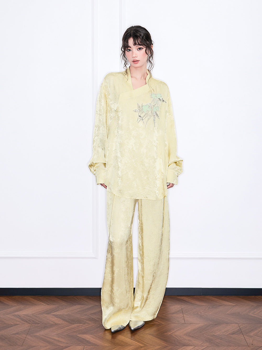 MUKZIN“Realm of Ethereal Mist”High-Waisted Flowy Wide-Leg Pants with Jacquard Pattern