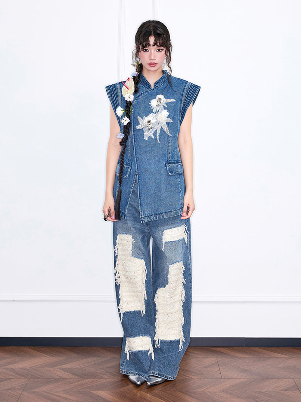 MUKZIN“Realm of Ethereal Mist”Chinese - style Frog Button Denim Vest with Sequin Floral Decoration