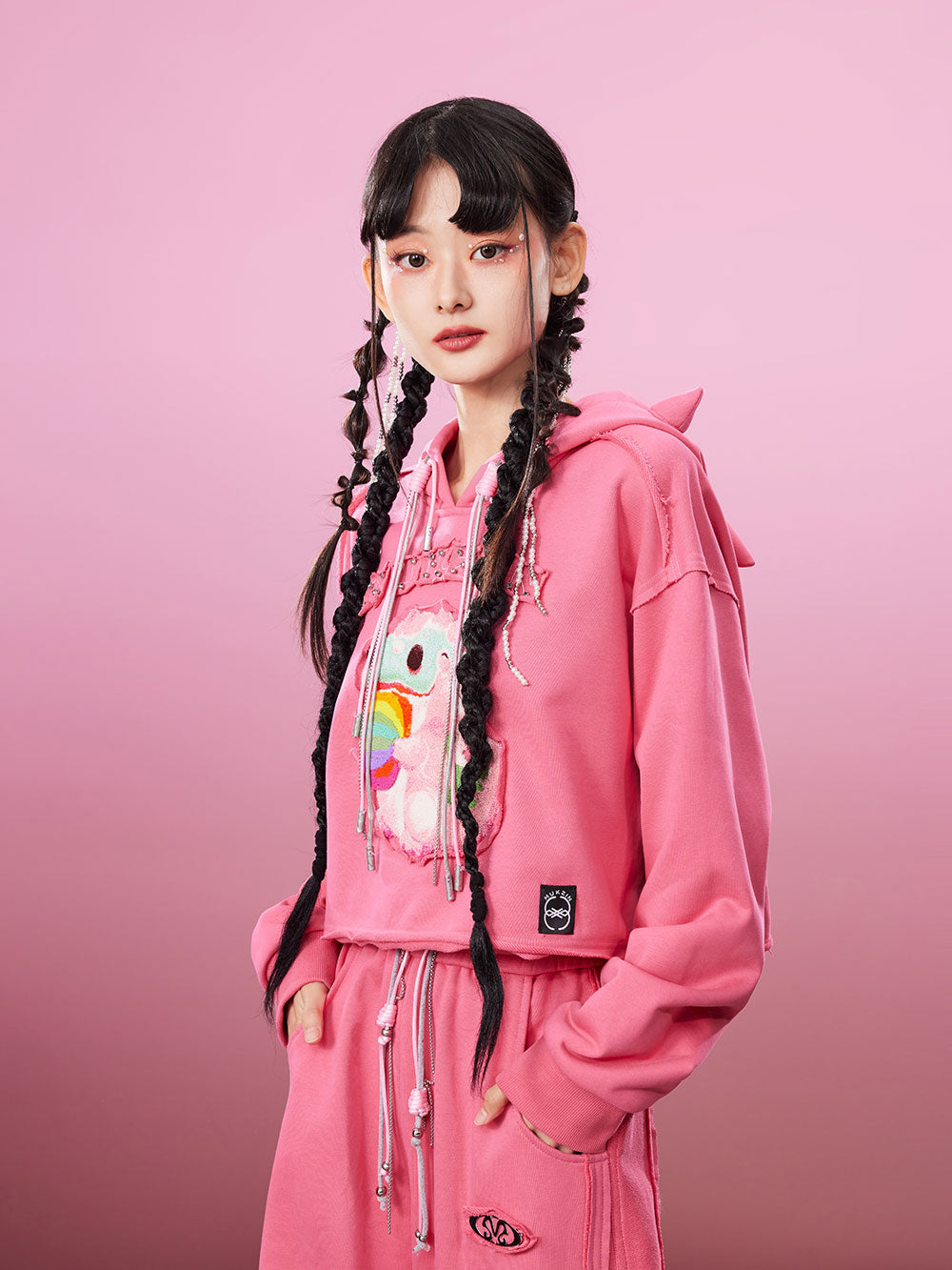 MUKZIN Pink Cute Embroidered Campus Style Sweatshirt