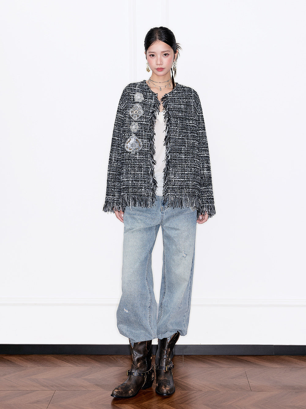MUKZIN“Capsule Collection”Black & White Tweed Fringe Cardigan with Retro Diamond Embellishments (Chanel-Style Jacket)