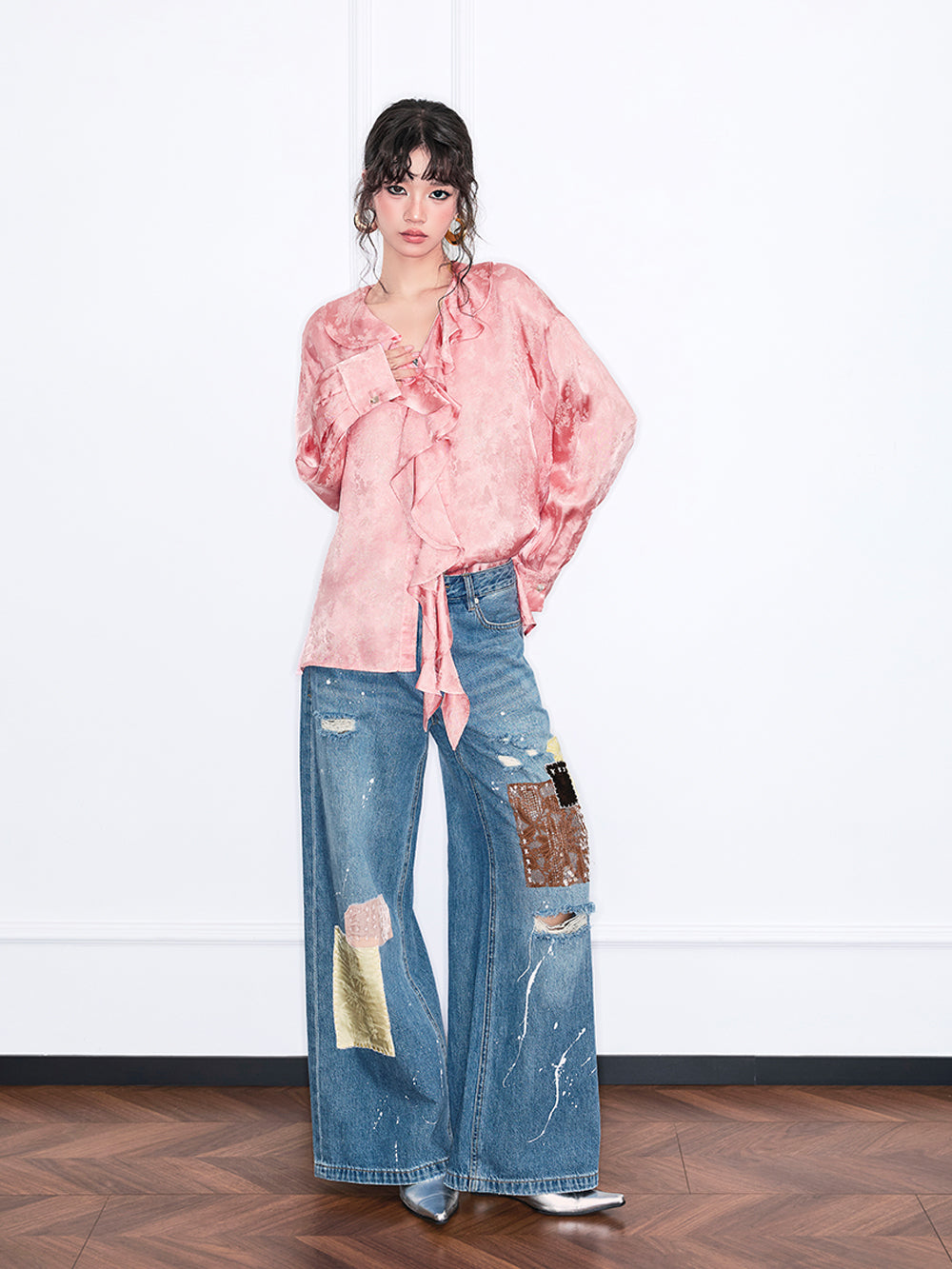 MUKZIN“Realm of Ethereal Mist”Pink Jacquard Ruffled Tie-Neck Blouse