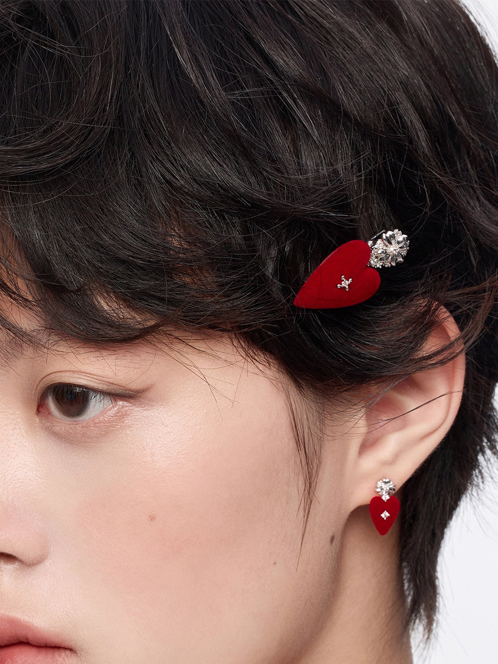 MUKTANK×SUN HUNTER Small-Sized Velvet Heart Hair Clip