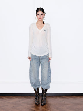 MUKZIN“Capsule Collection”V-Neck Slim-Fit Base Layer Top with Rhinestone Embellishment