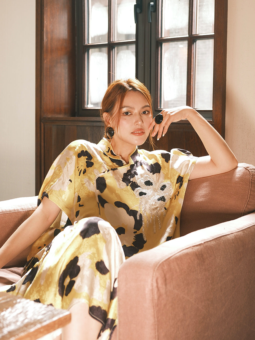 MUKZIN“Capsule Collection”Yellow-based Splatter Print Modified Cheongsam Top