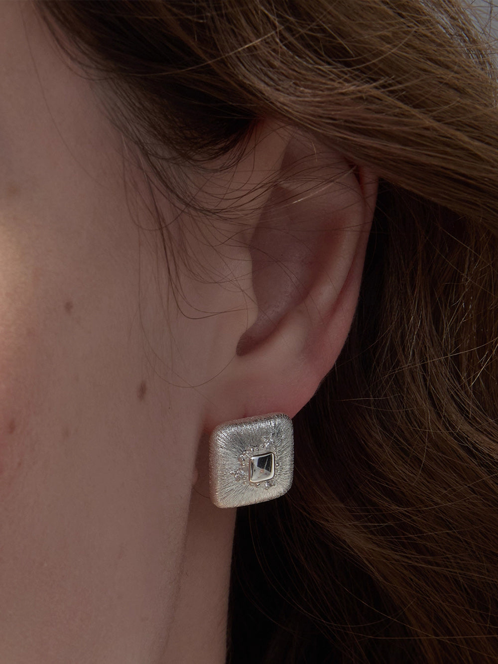 MUKTANK×SUN HUNTER Square Brushed Stud Earrings