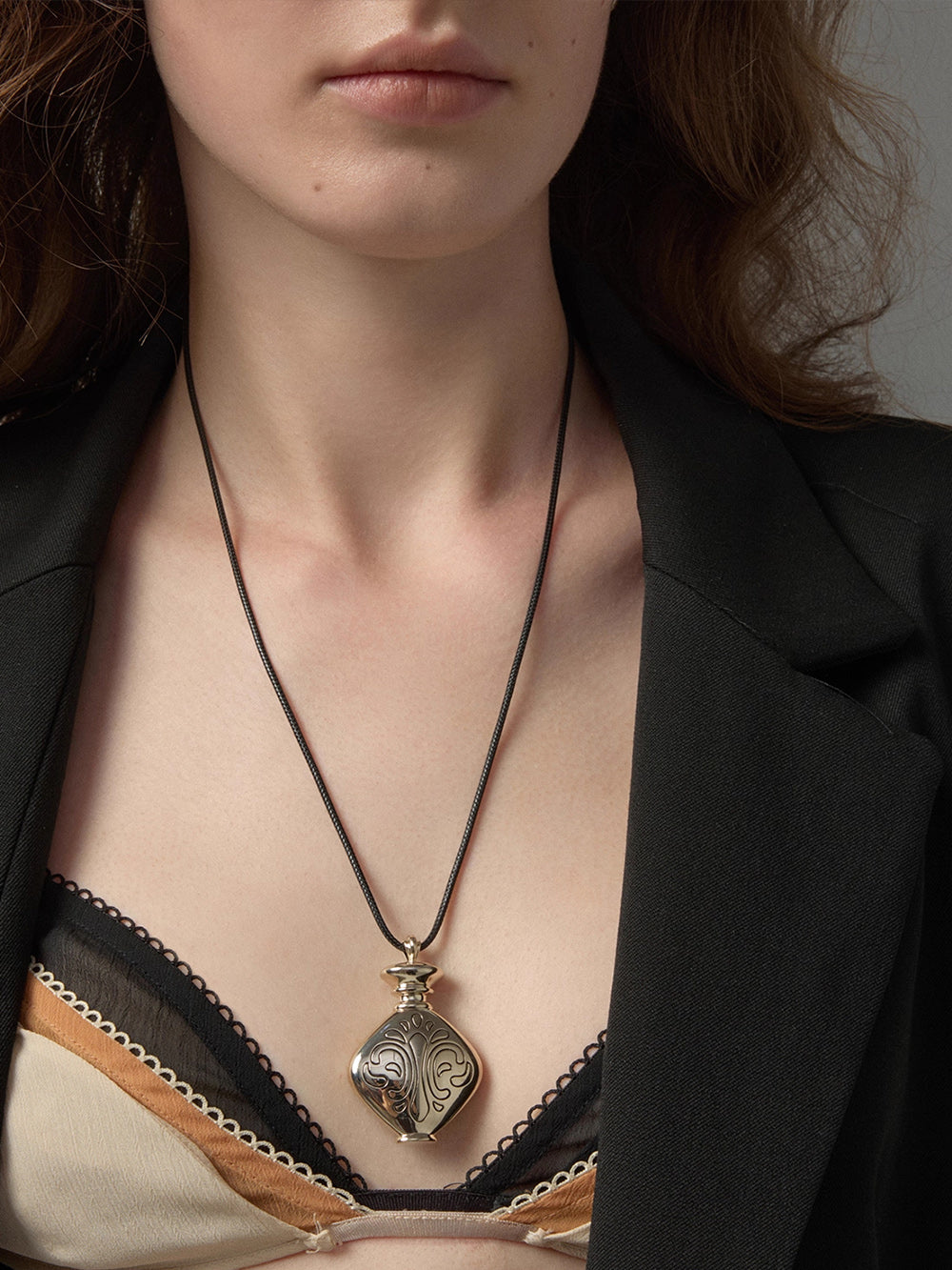 MUKTANK×SUN HUNTER Iris Carved Flask Adjustable Slider Necklace